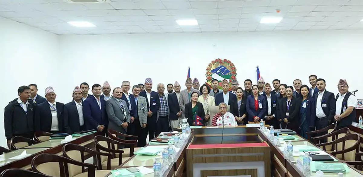 पोखरा स्वास्थ्य विज्ञान प्रतिष्ठानको दशौँ सभा सम्पन्न