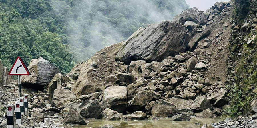 बेनी-जोमसोम सडक खण्ड फेरि अवरुद्ध